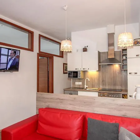 Tyrol-2 By Interhome